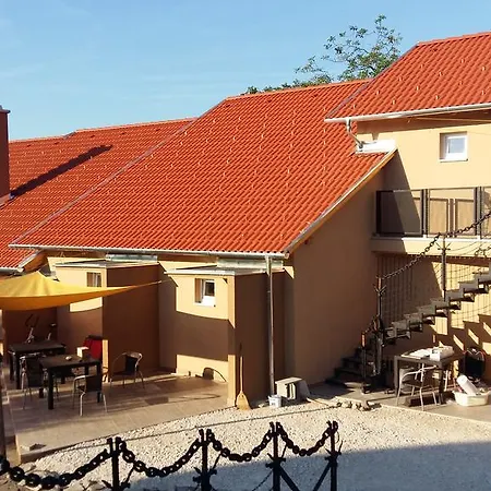 Romai Appartement Badacsonytomaj