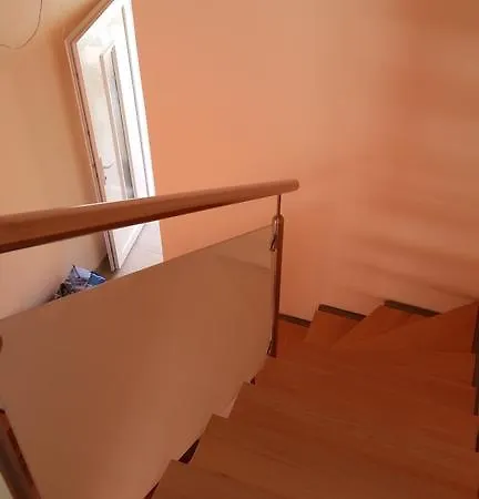 Daire Romai Badacsonytomaj