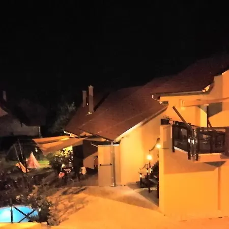 Daire Romai Badacsonytomaj